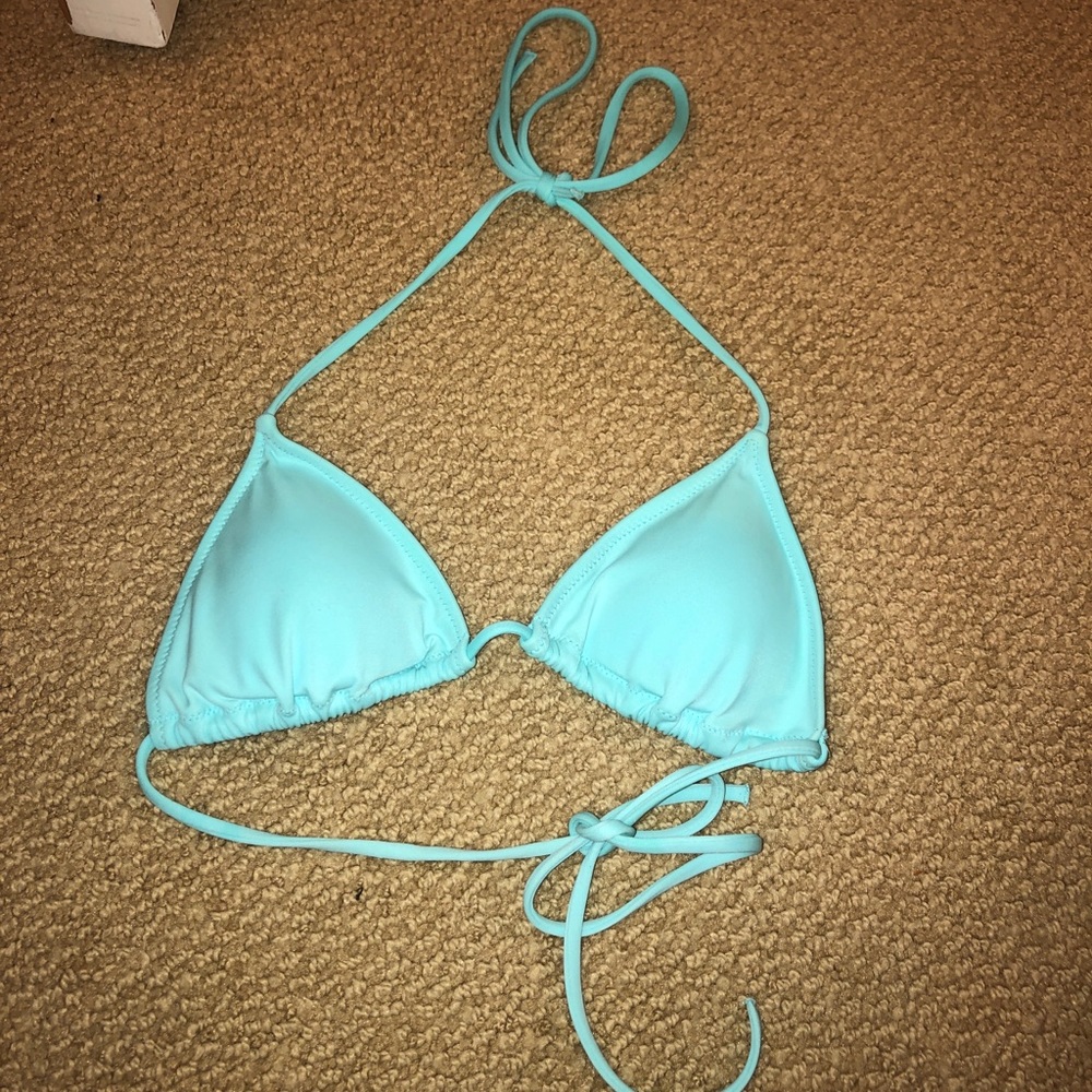 VS Triangle bikini